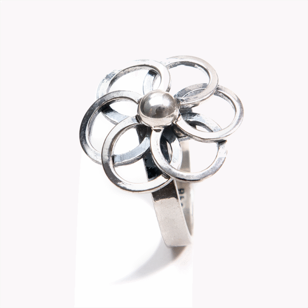 Silverflowerring