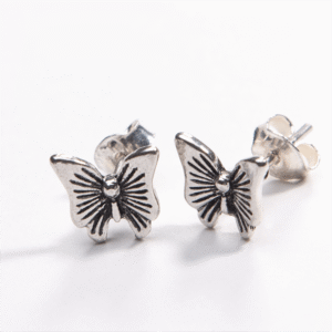 Butterfly-shaped sterling silver earring